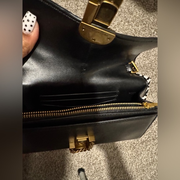 Marc Jacobs Black Leather Bag with Gold Chain - Picture 2 of 9